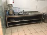 CONSOLE INOX DESSUS MARBRE ENVIRON 3 METRES LINEAIRES